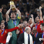 Кто выиграет чемпионат мира по футболу 2010 года?  Вид Таро